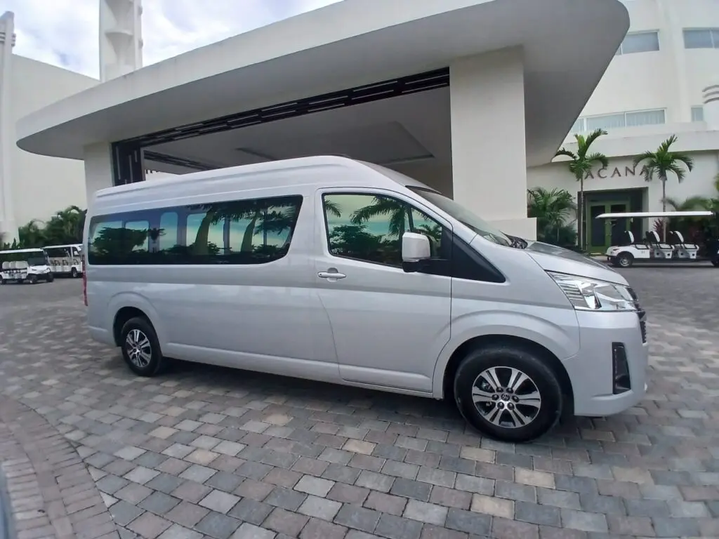 Honda Fit (Hatchback)