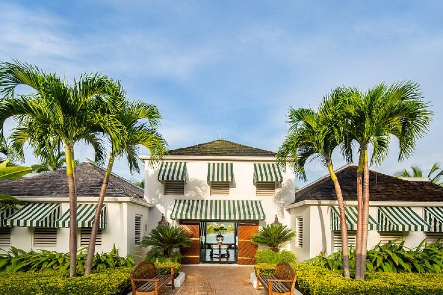 Round Hill Hotel & Villas