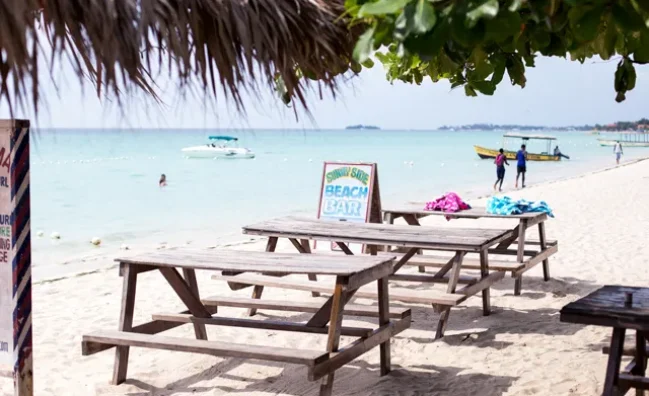 NEGRIL BEACH and PICNIC
